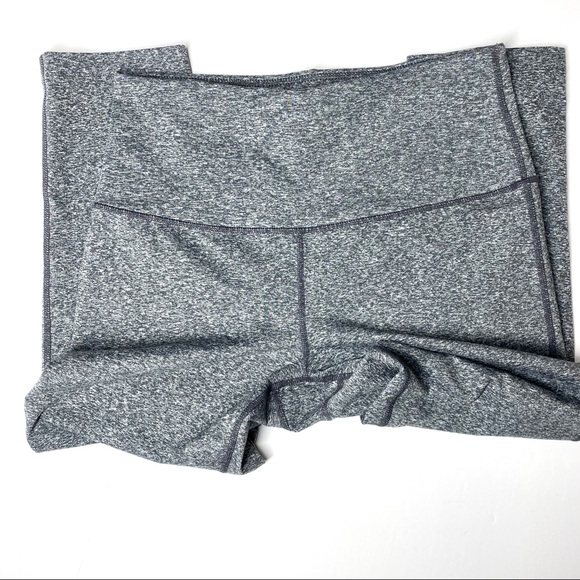 Zella Gray Cropped Leggings NWOT - Picture 4 of 6